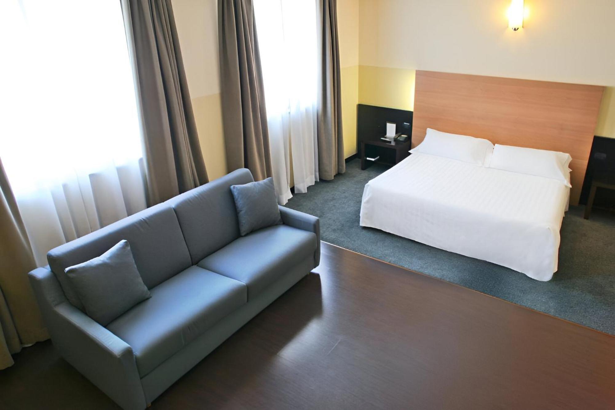 B&B Hotel Milano Cologno Studios Cologno Monzese Extérieur photo